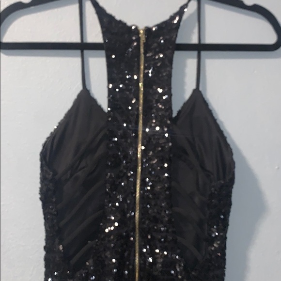 Black sequin night out dress! 🖤 - Picture 5 of 8